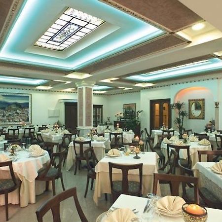 Hotel Ristorante La Siesta Pietrapaola Zewnętrze zdjęcie